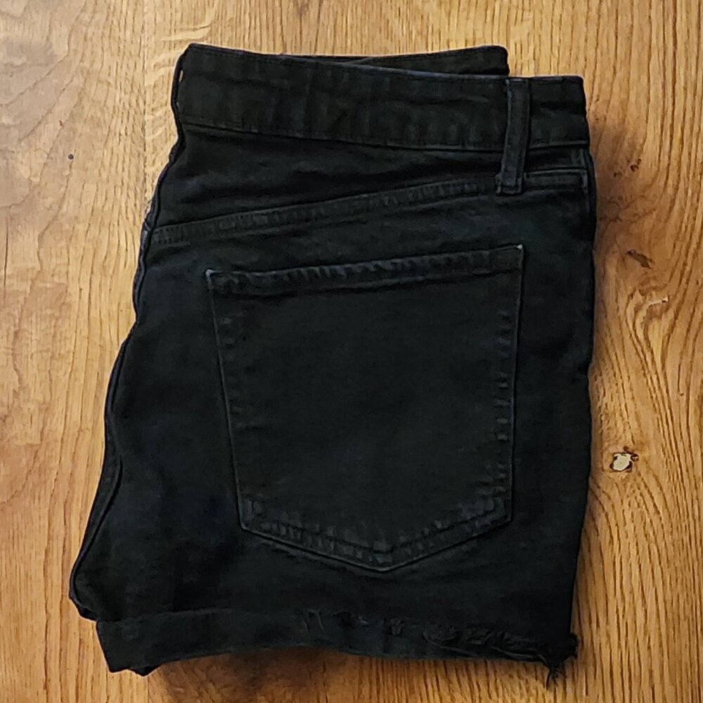 O.G. Straight High Rise Secret pockets Shorts - Picture 2 of 3